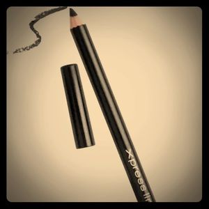 Xpress Line Cosmetic Pencil Black Coastal Scents